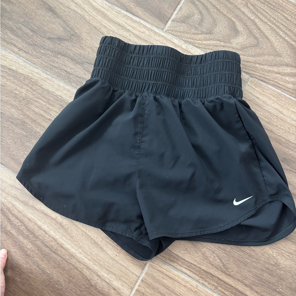 Nike Women's Black High-Waisted Athletic Shorts